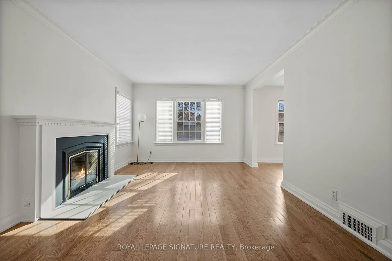 28, Eagle, Stonegate-Queensway, Toronto