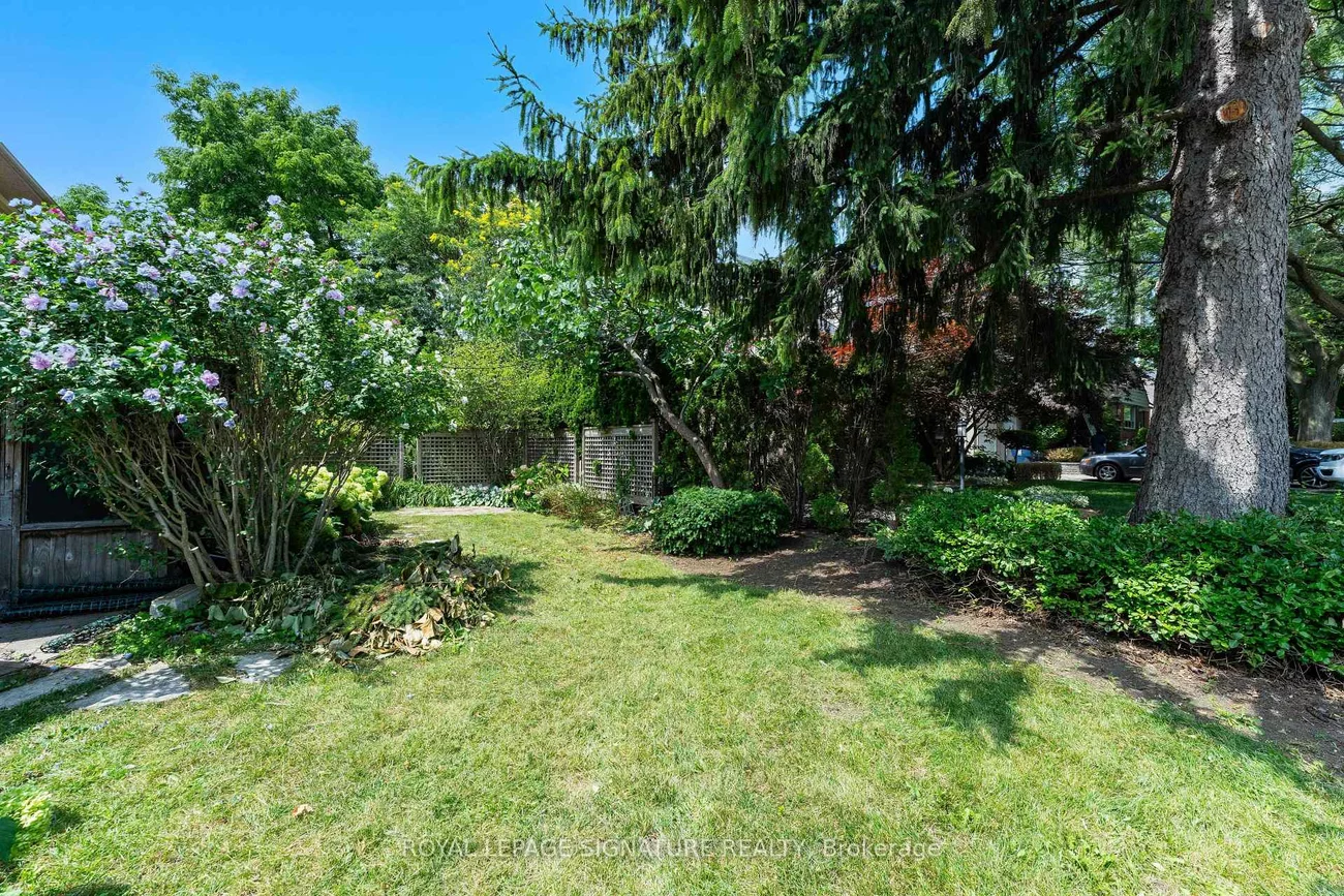 28, Eagle, Stonegate-Queensway, Toronto