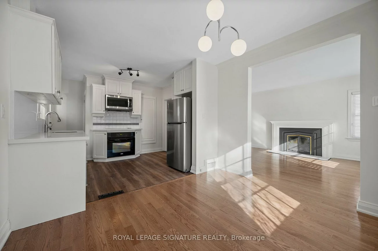 28, Eagle, Stonegate-Queensway, Toronto