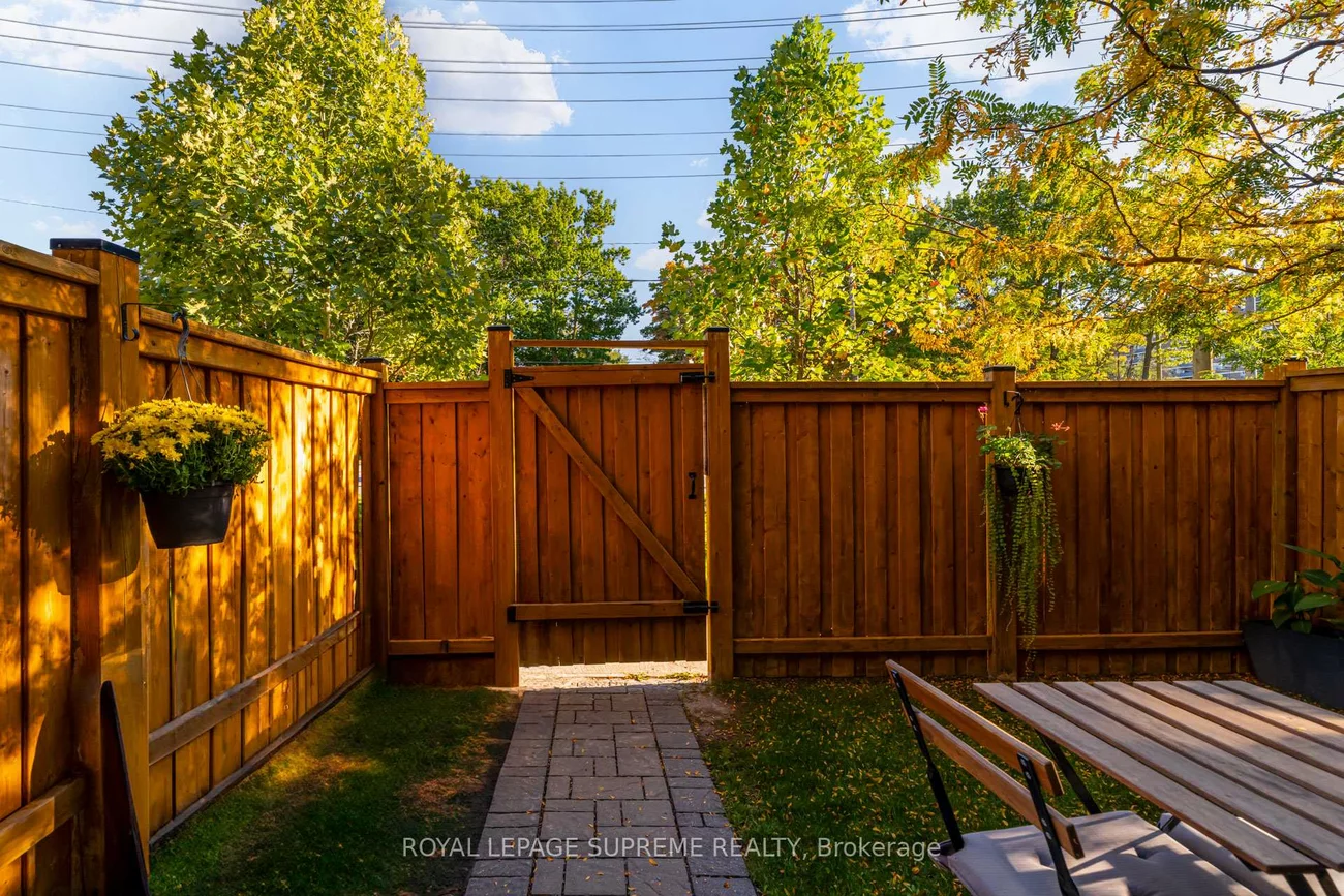 53, Dryden, Willowridge-Martingrove-Richview, Toronto