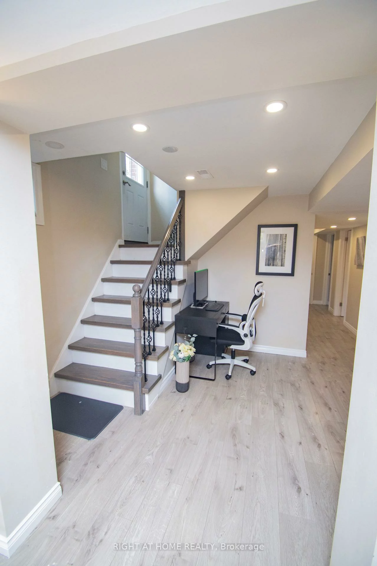 65, Bridgenorth, Thistletown-Beaumonde Heights, Toronto