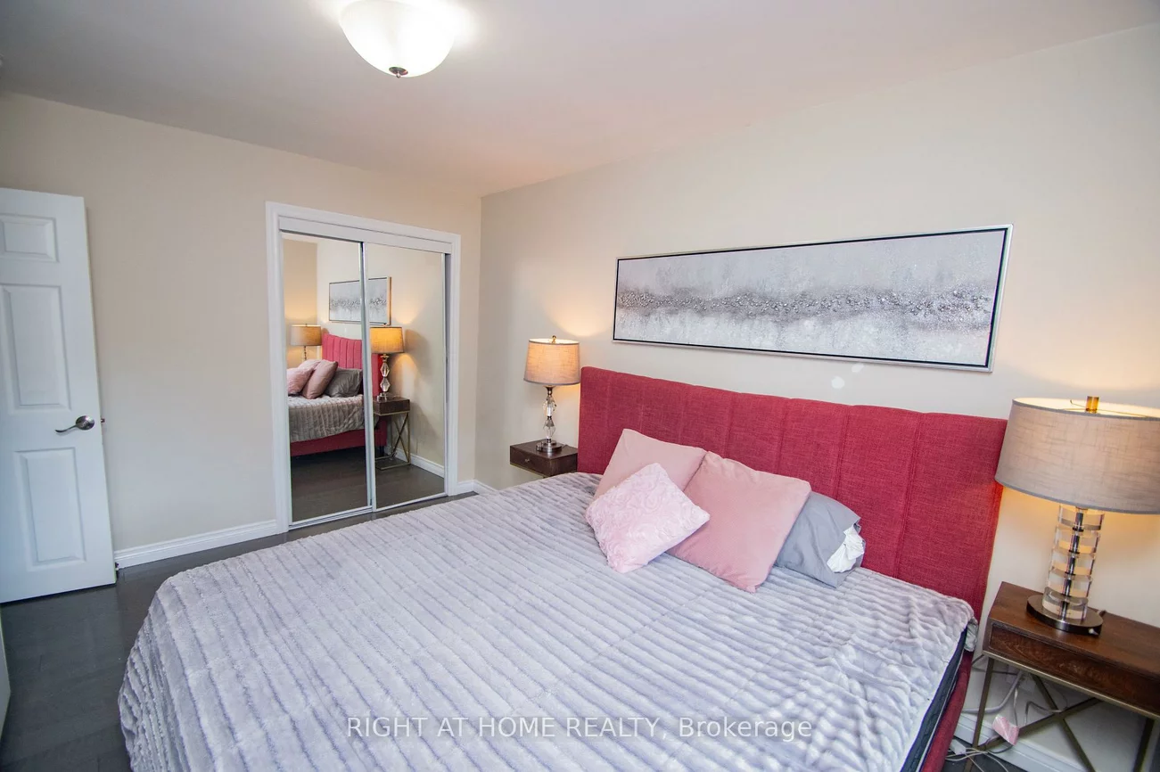 65, Bridgenorth, Thistletown-Beaumonde Heights, Toronto