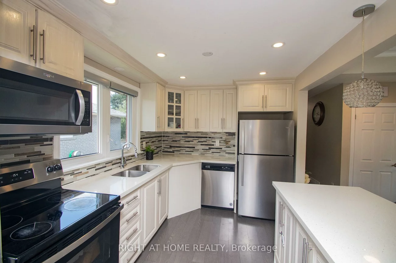 65, Bridgenorth, Thistletown-Beaumonde Heights, Toronto