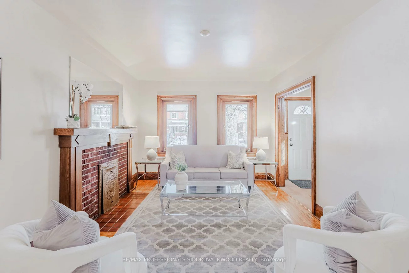 44, Thornhill, Lambton Baby Point, Toronto