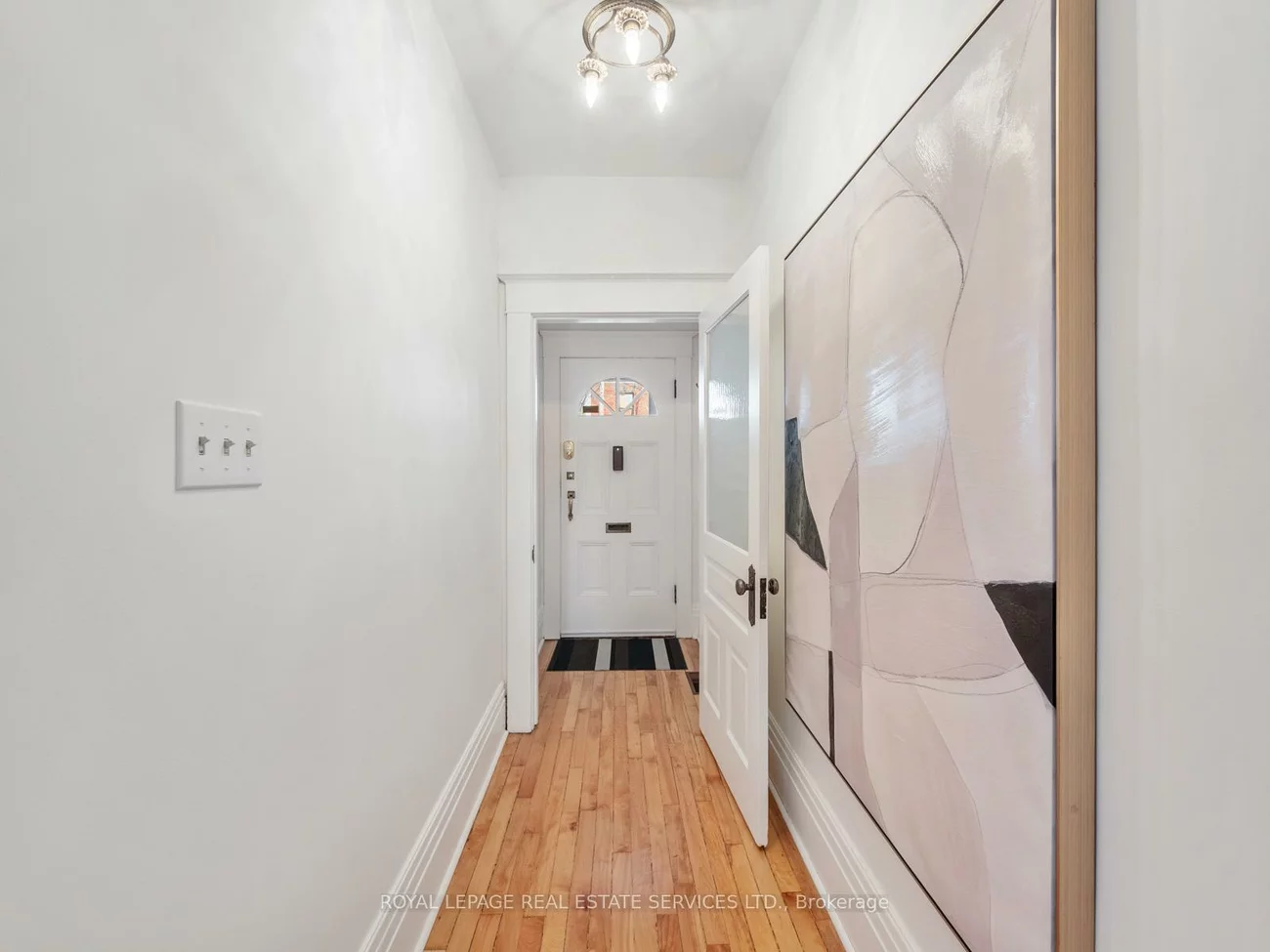 574, St Clarens, Dovercourt-Wallace Emerson-Junction, Toronto