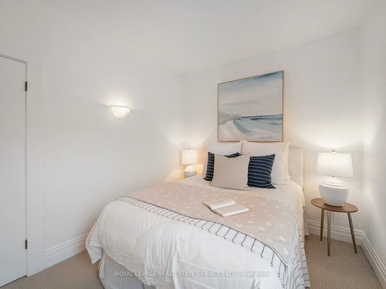 574, St Clarens, Dovercourt-Wallace Emerson-Junction, Toronto