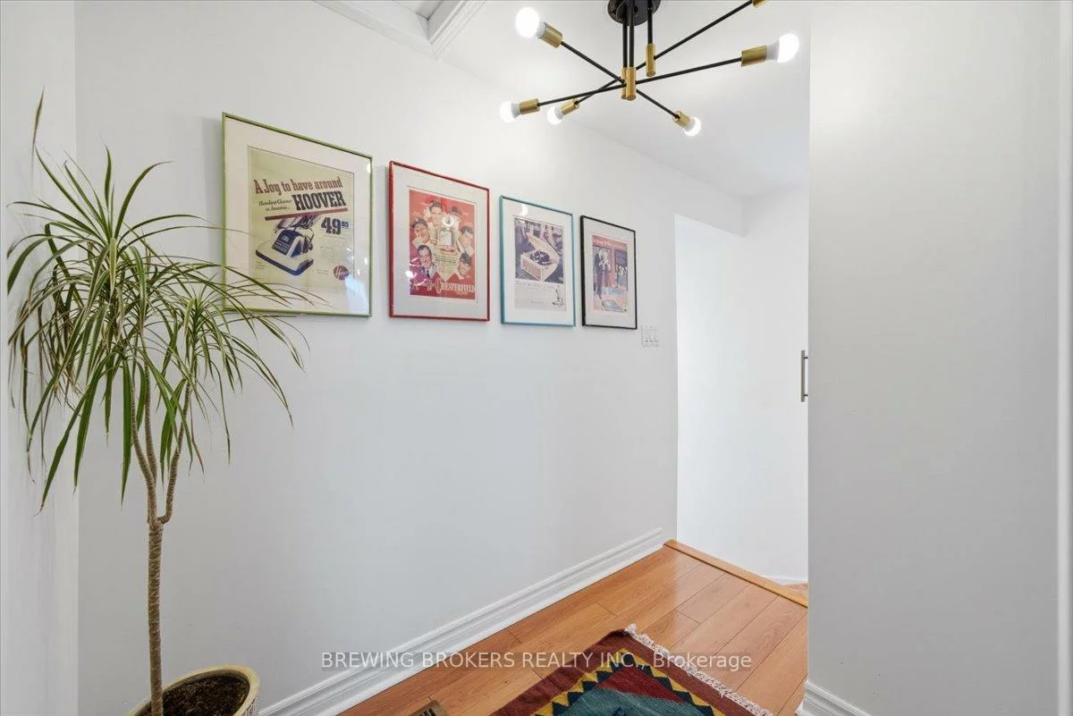 72, Thirteenth, New Toronto, Toronto