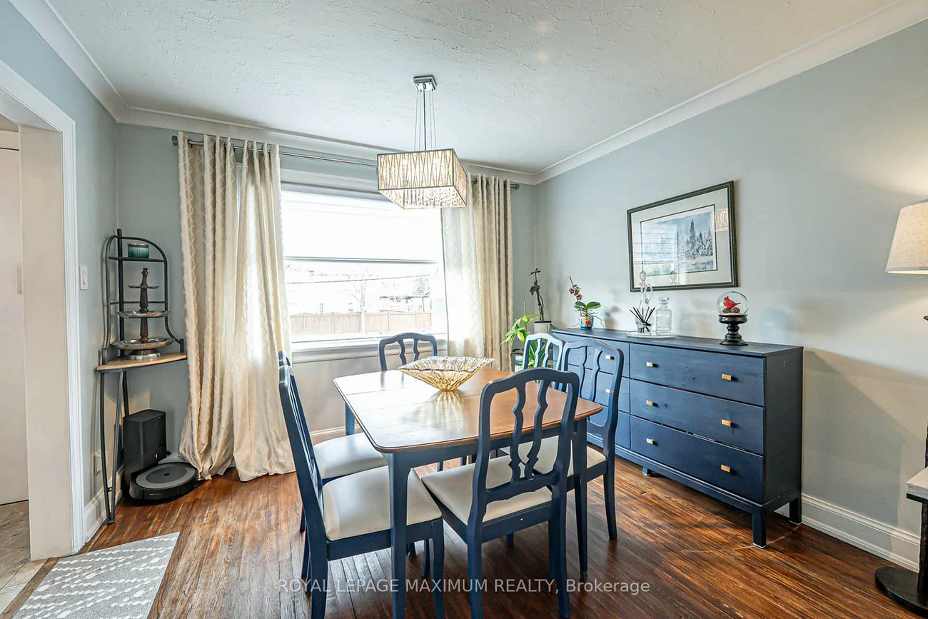 2113, Keele, Beechborough-Greenbrook, Toronto