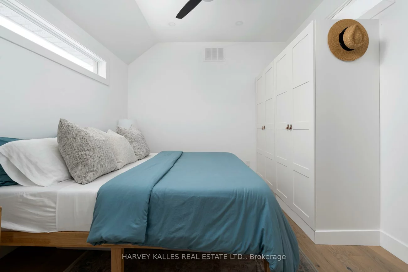 31, Elder, Long Branch, Toronto