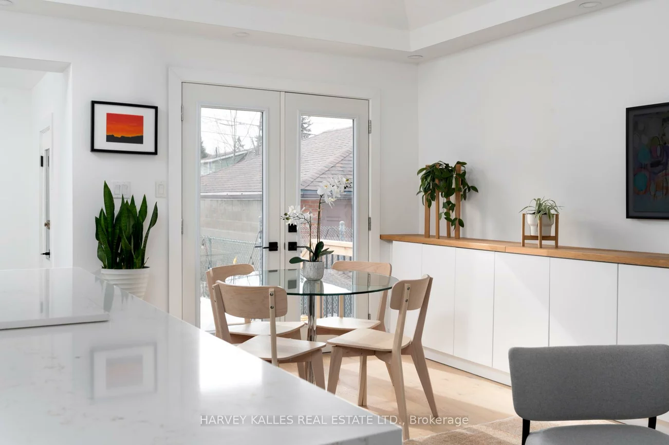 31, Elder, Long Branch, Toronto