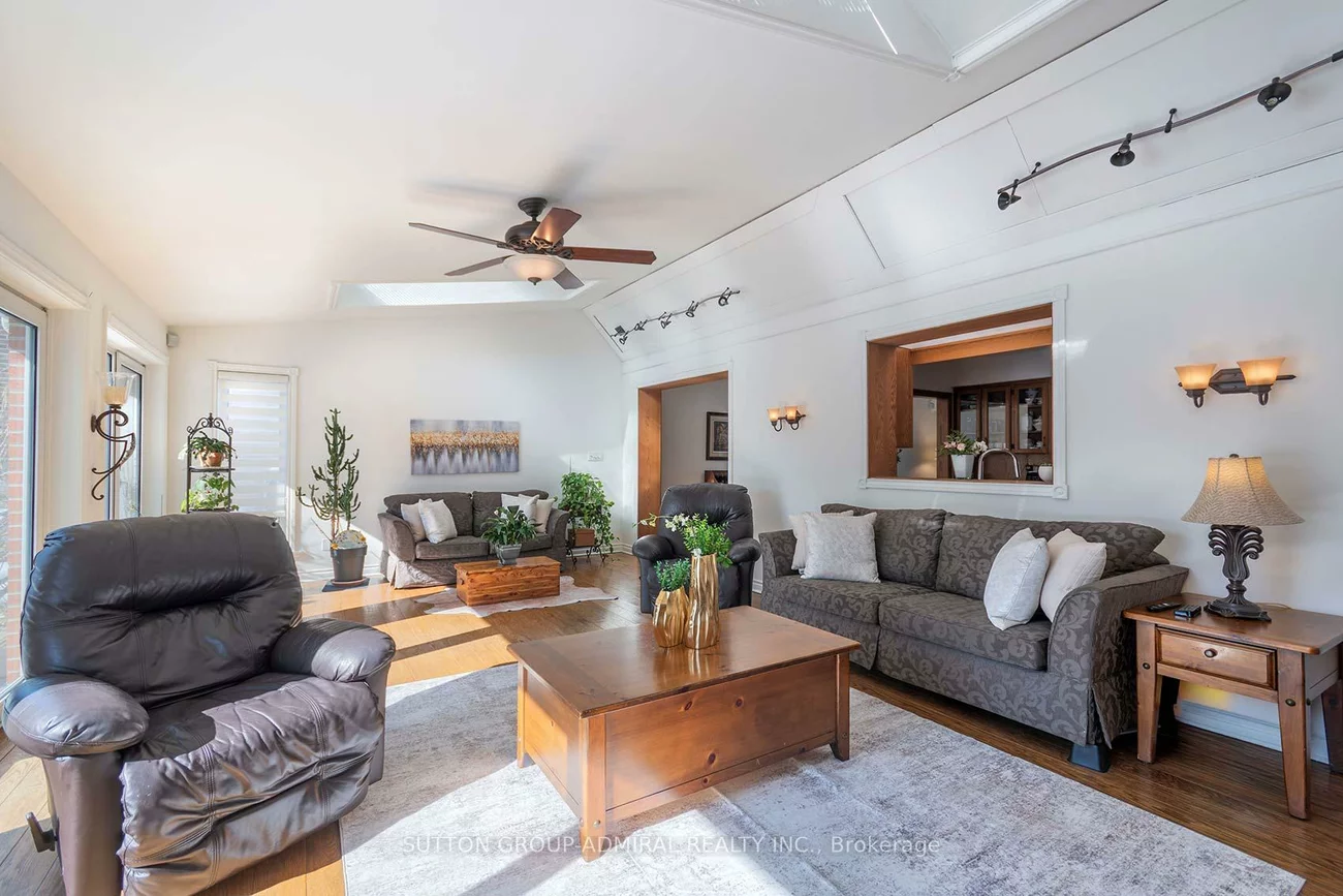 41, Hamptonbrook, Willowridge-Martingrove-Richview, Toronto