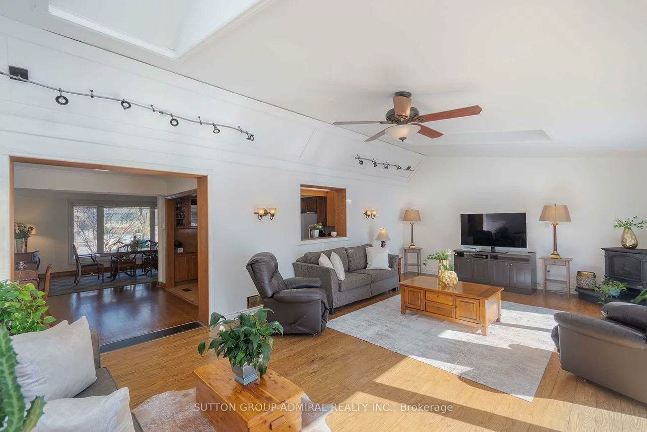 41, Hamptonbrook, Willowridge-Martingrove-Richview, Toronto