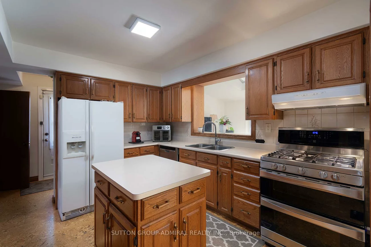 41, Hamptonbrook, Willowridge-Martingrove-Richview, Toronto