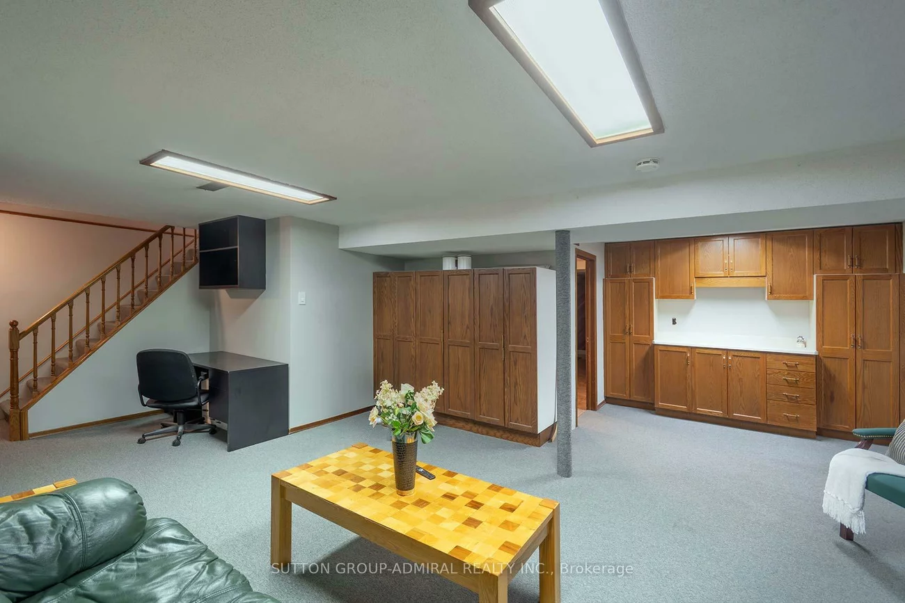 41, Hamptonbrook, Willowridge-Martingrove-Richview, Toronto