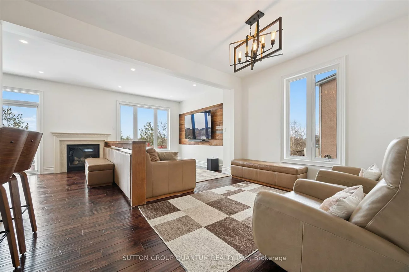 68, Westowanis, West Humber-Clairville, Toronto