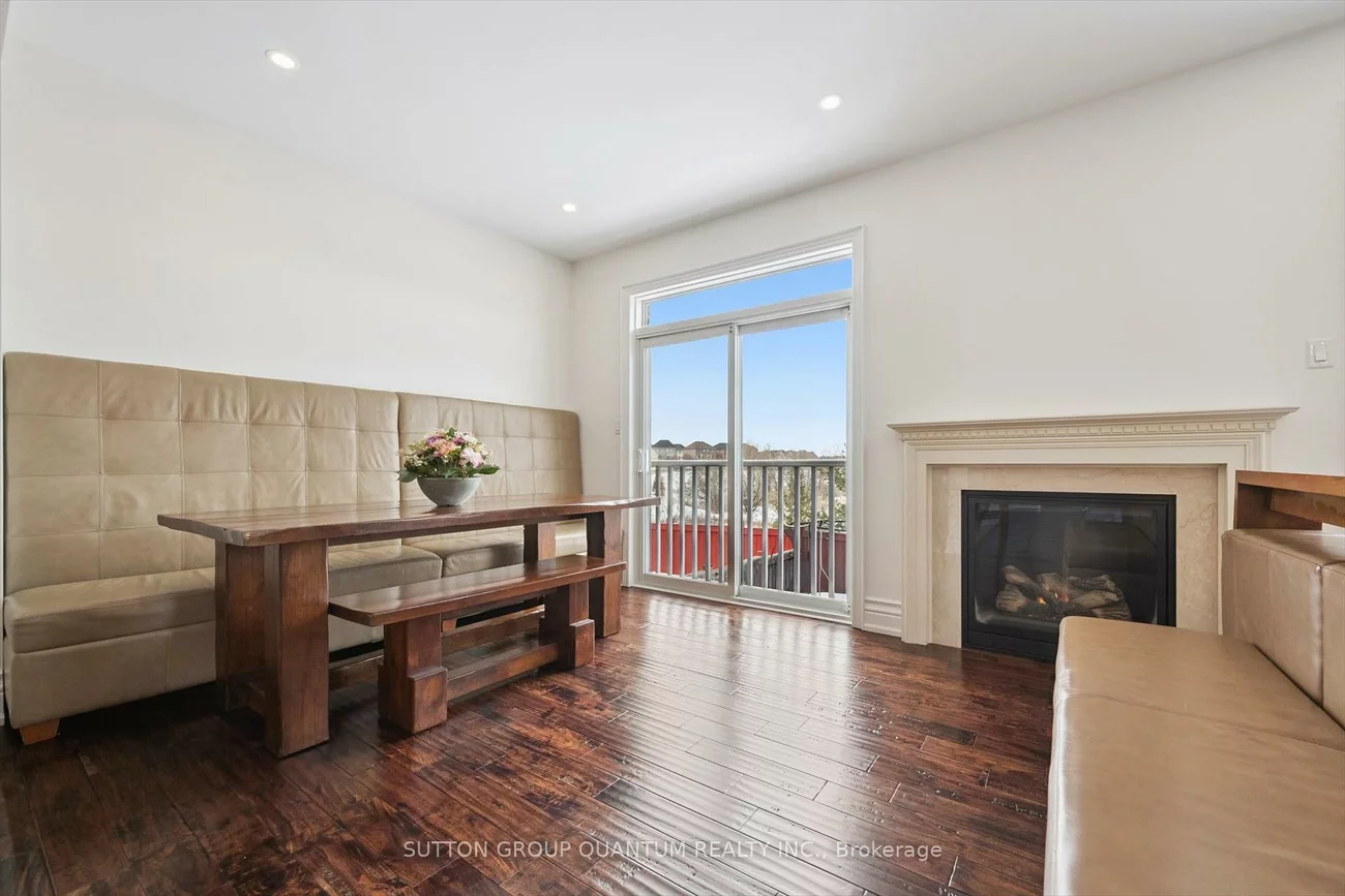 68, Westowanis, West Humber-Clairville, Toronto