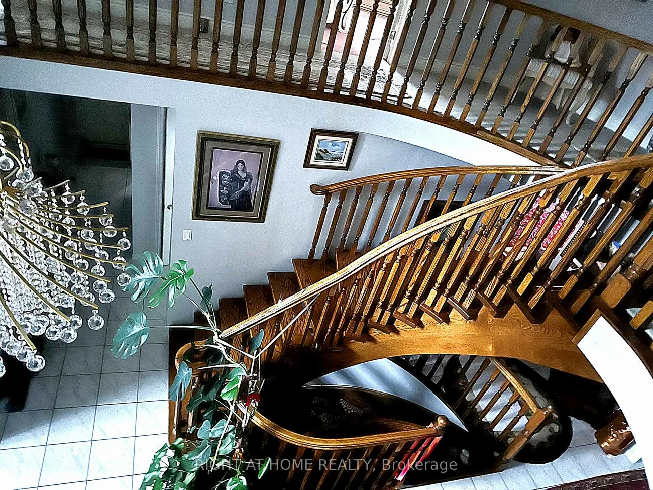 32, Creston, Yorkdale-Glen Park, Toronto