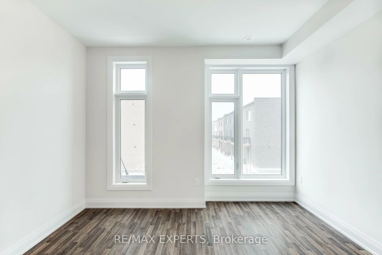 57, Creekbank, Rustic, Toronto