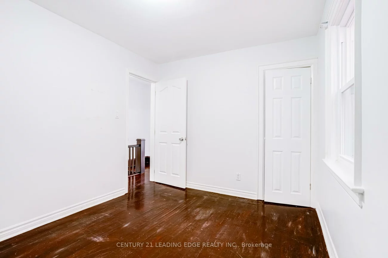 12, Innes, Corso Italia-Davenport, Toronto