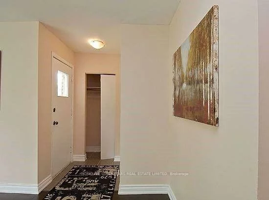 14, Dorward, Mount Olive-Silverstone-Jamestown, Toronto