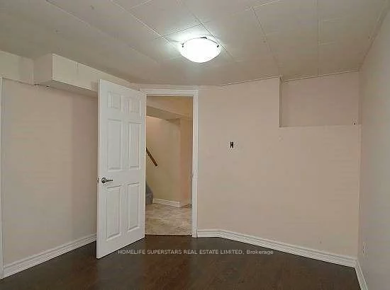 14, Dorward, Mount Olive-Silverstone-Jamestown, Toronto