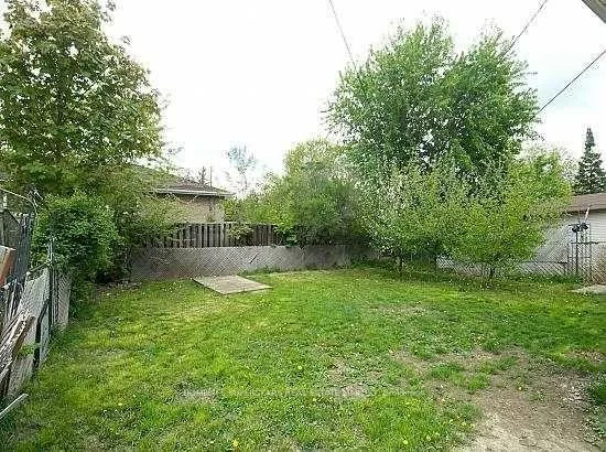 14, Dorward, Mount Olive-Silverstone-Jamestown, Toronto