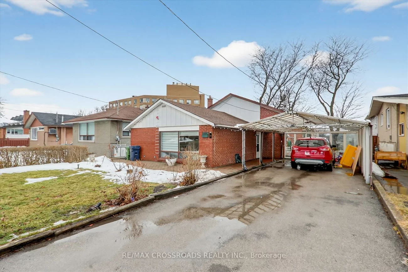 18, De Marco, Rustic, Toronto