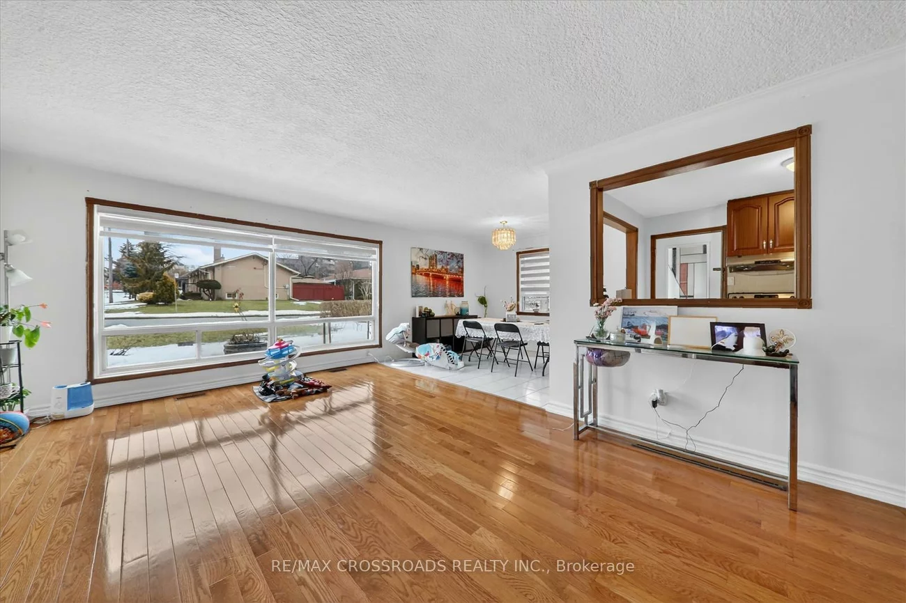 18, De Marco, Rustic, Toronto