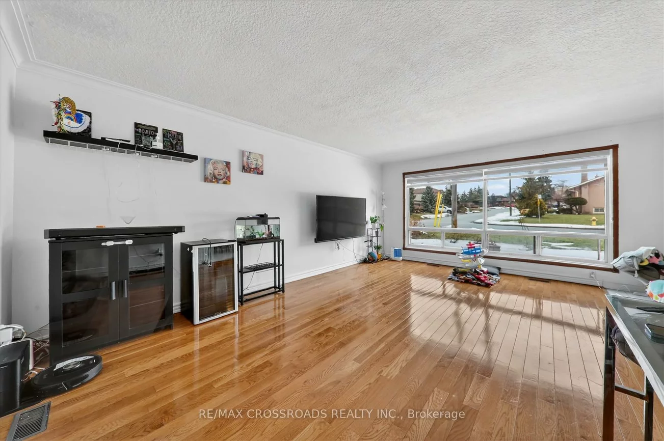 18, De Marco, Rustic, Toronto