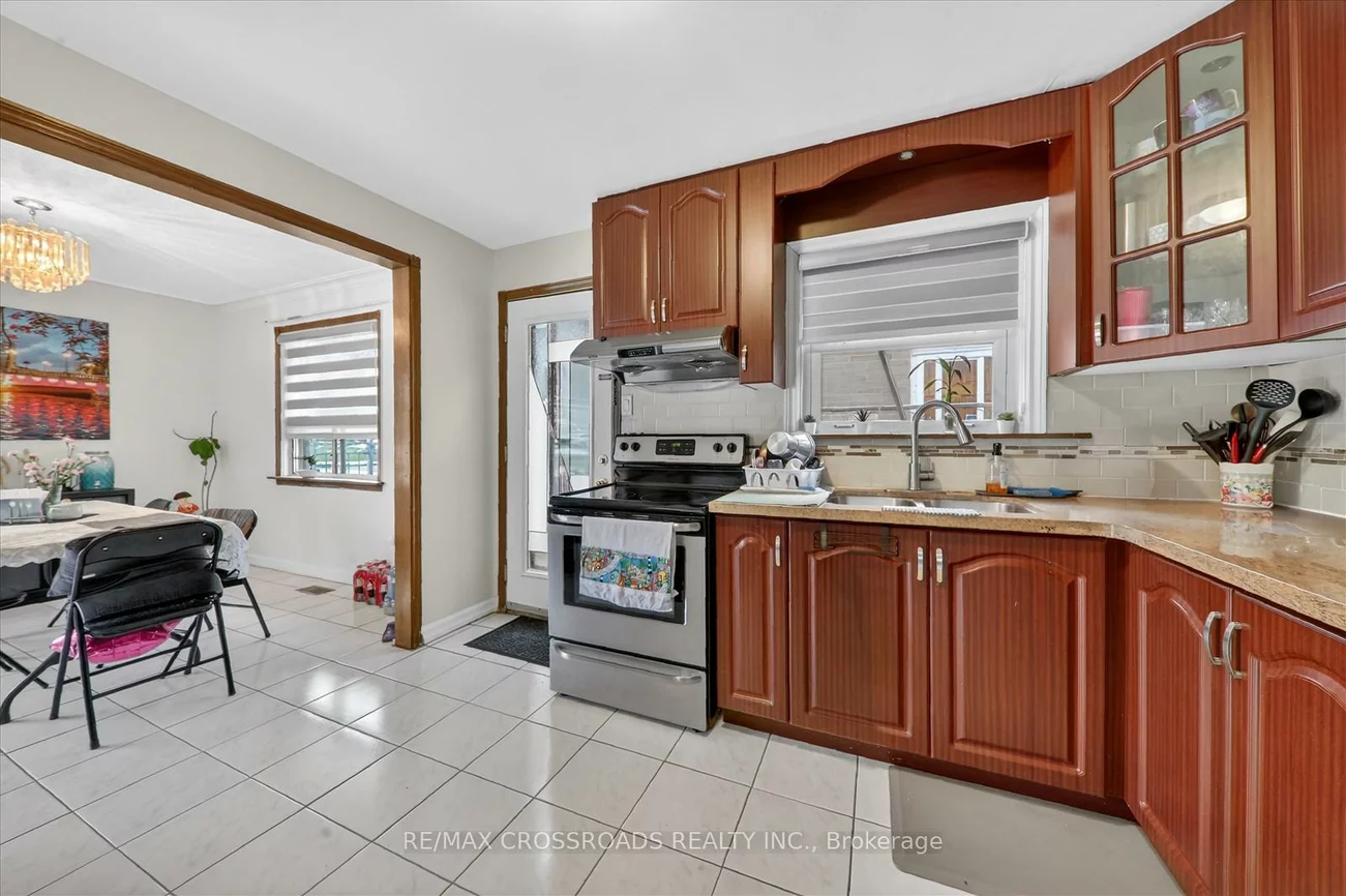 18, De Marco, Rustic, Toronto