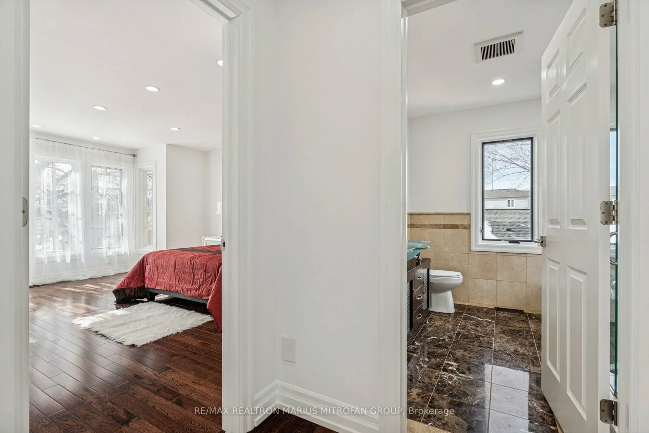 7, Rollins, Islington-City Centre West, Toronto