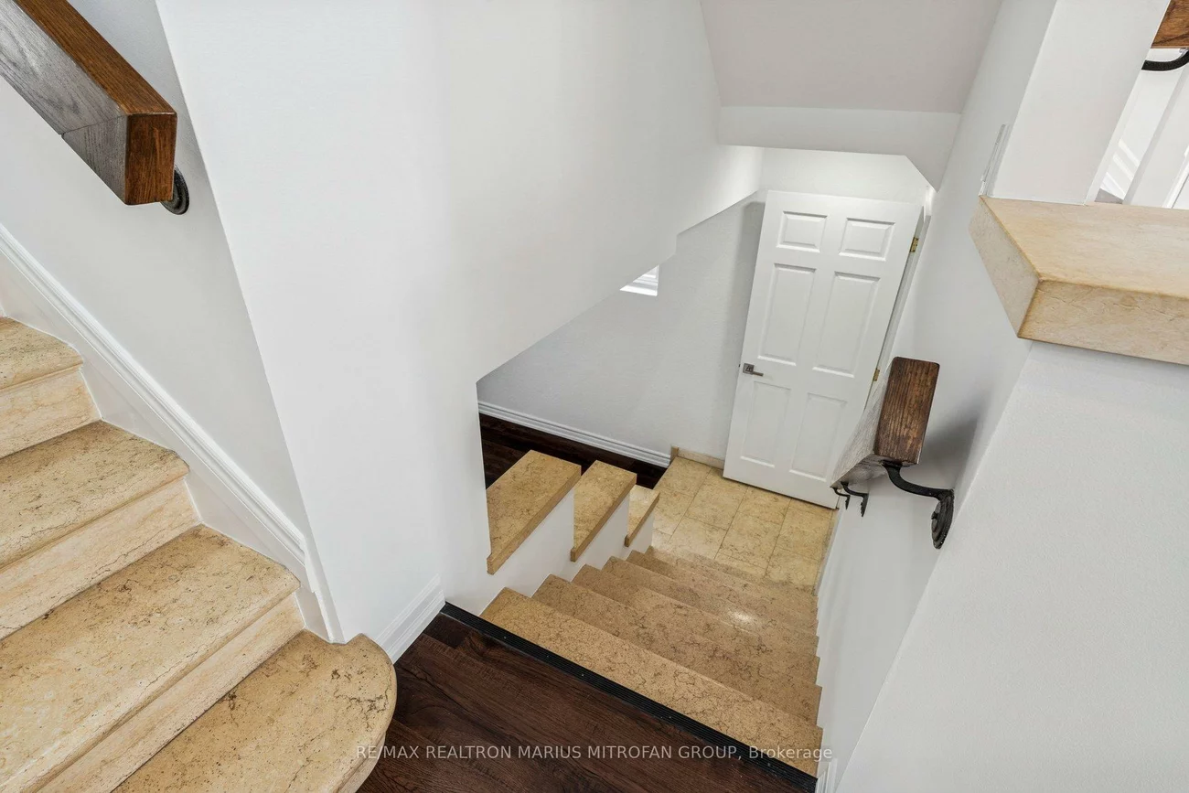 7, Rollins, Islington-City Centre West, Toronto