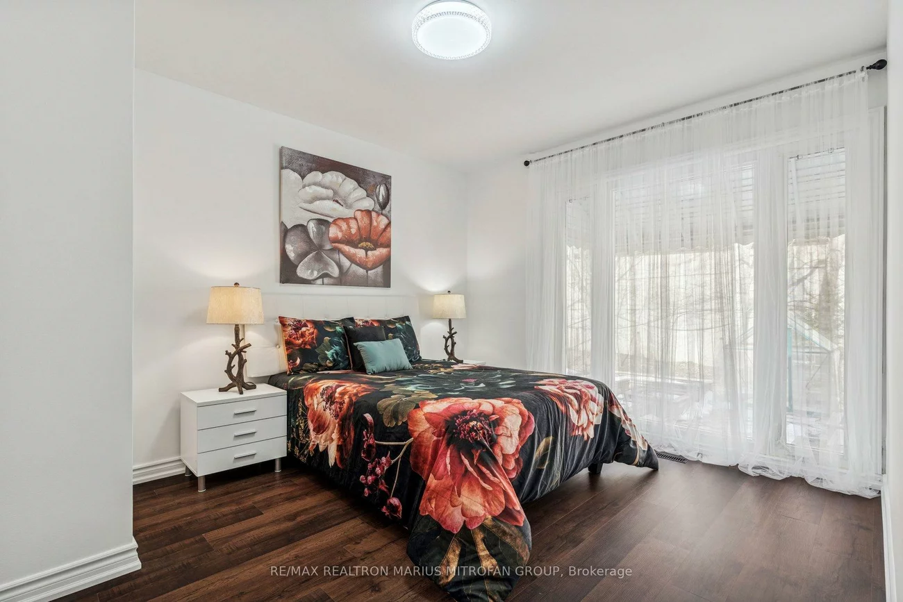 7, Rollins, Islington-City Centre West, Toronto