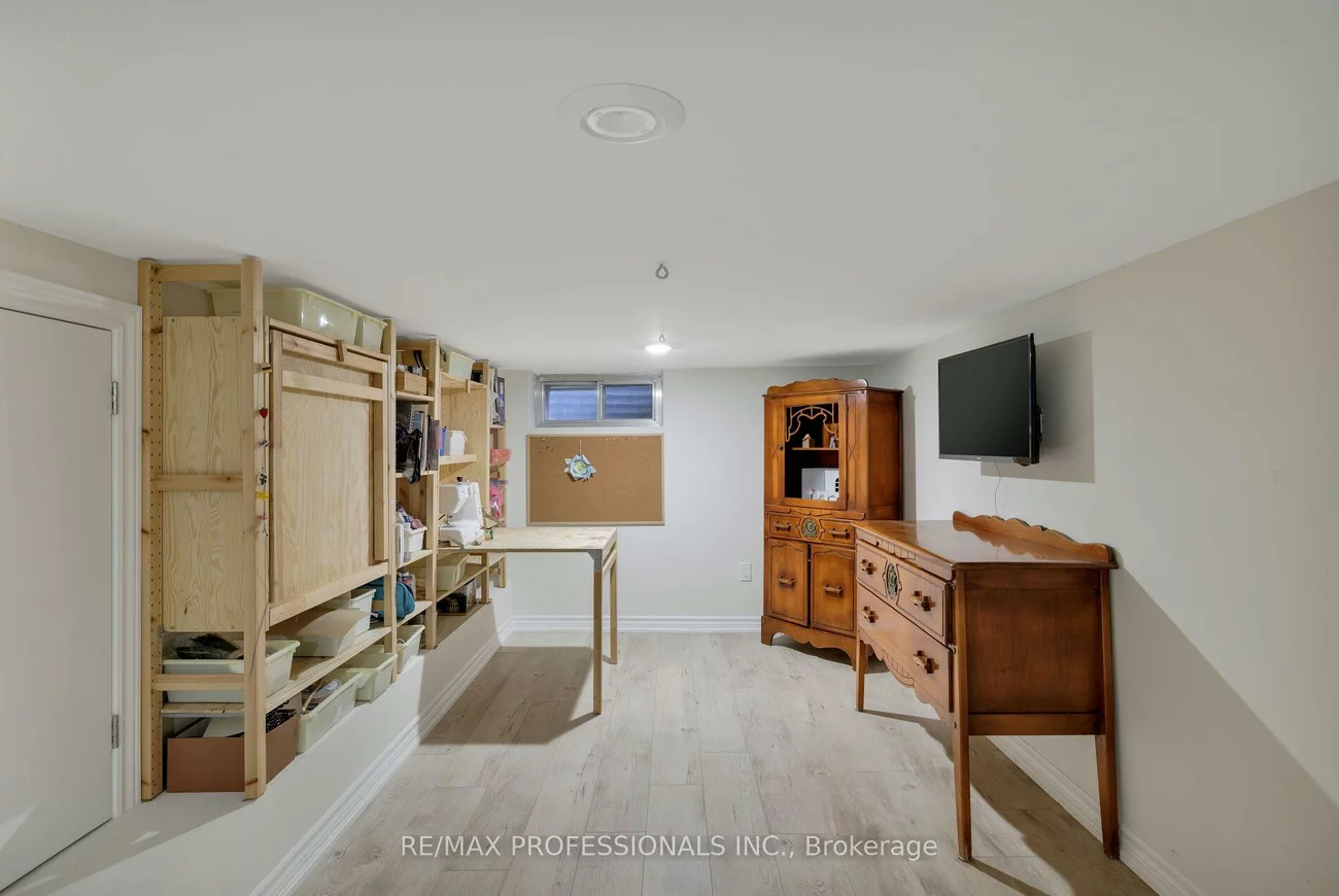 4, Gatewood, Edenbridge-Humber Valley, Toronto