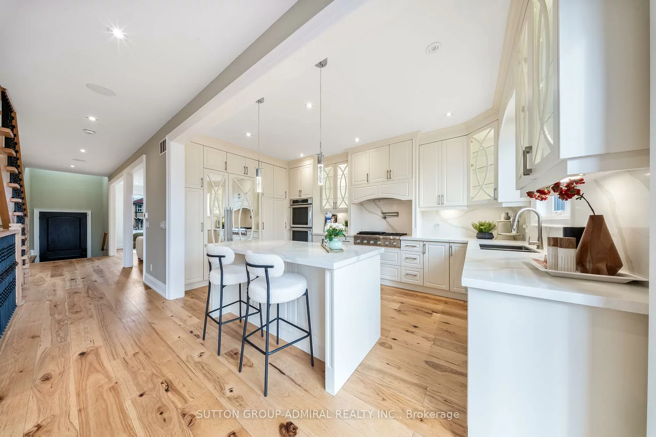 33, Twenty First, New Toronto, Toronto