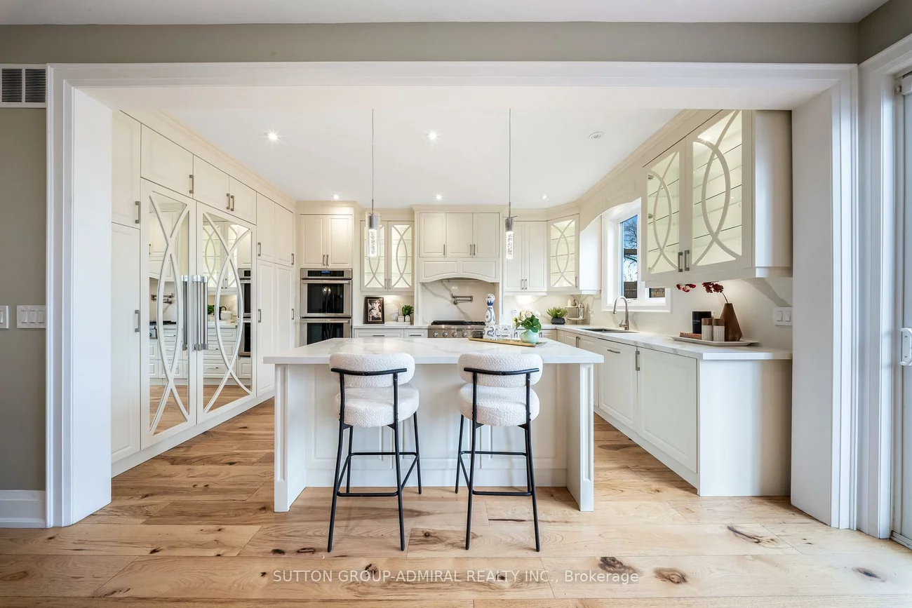 33, Twenty First, New Toronto, Toronto