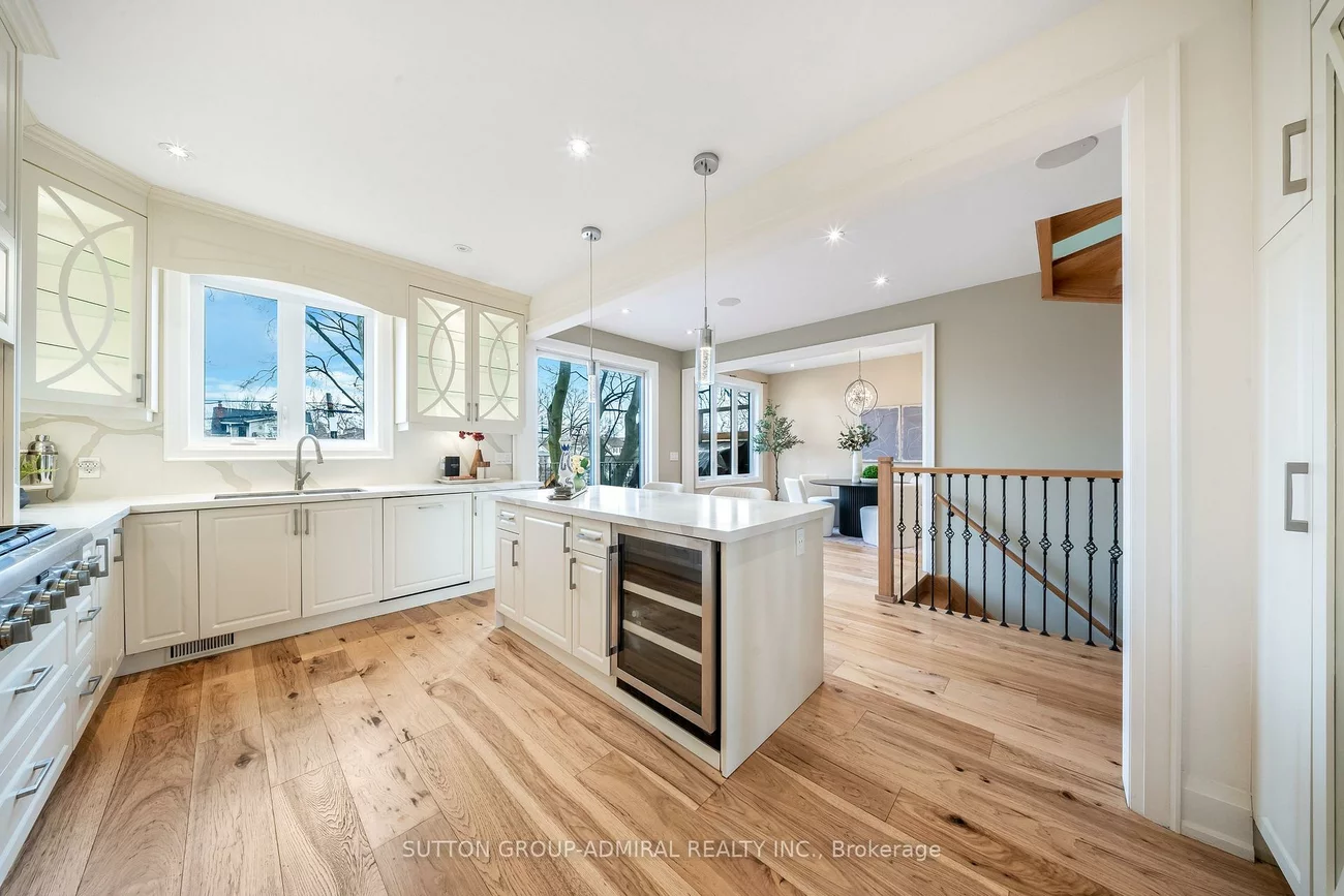 33, Twenty First, New Toronto, Toronto