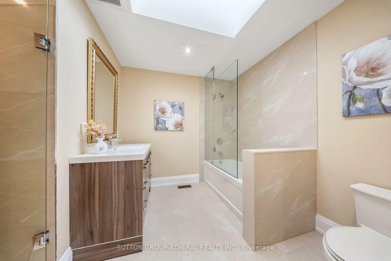 33, Twenty First, New Toronto, Toronto