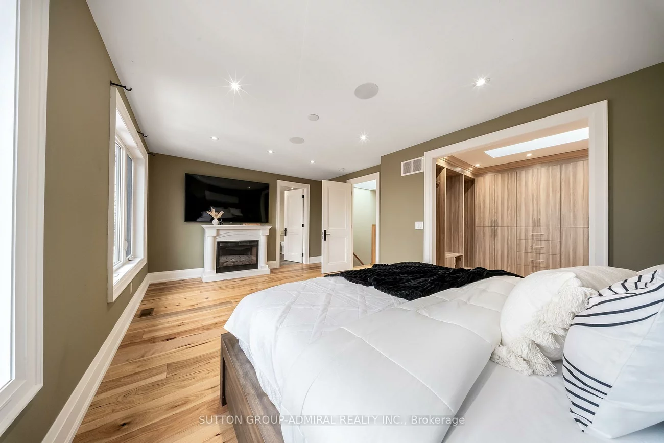 33, Twenty First, New Toronto, Toronto