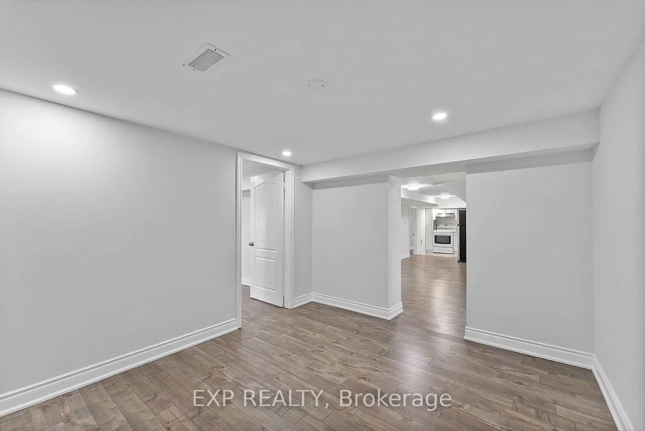 39, Hobden, Willowridge-Martingrove-Richview, Toronto