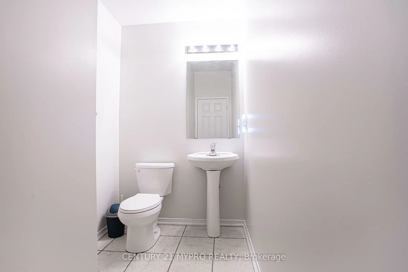 22, Mansur, York University Heights, Toronto