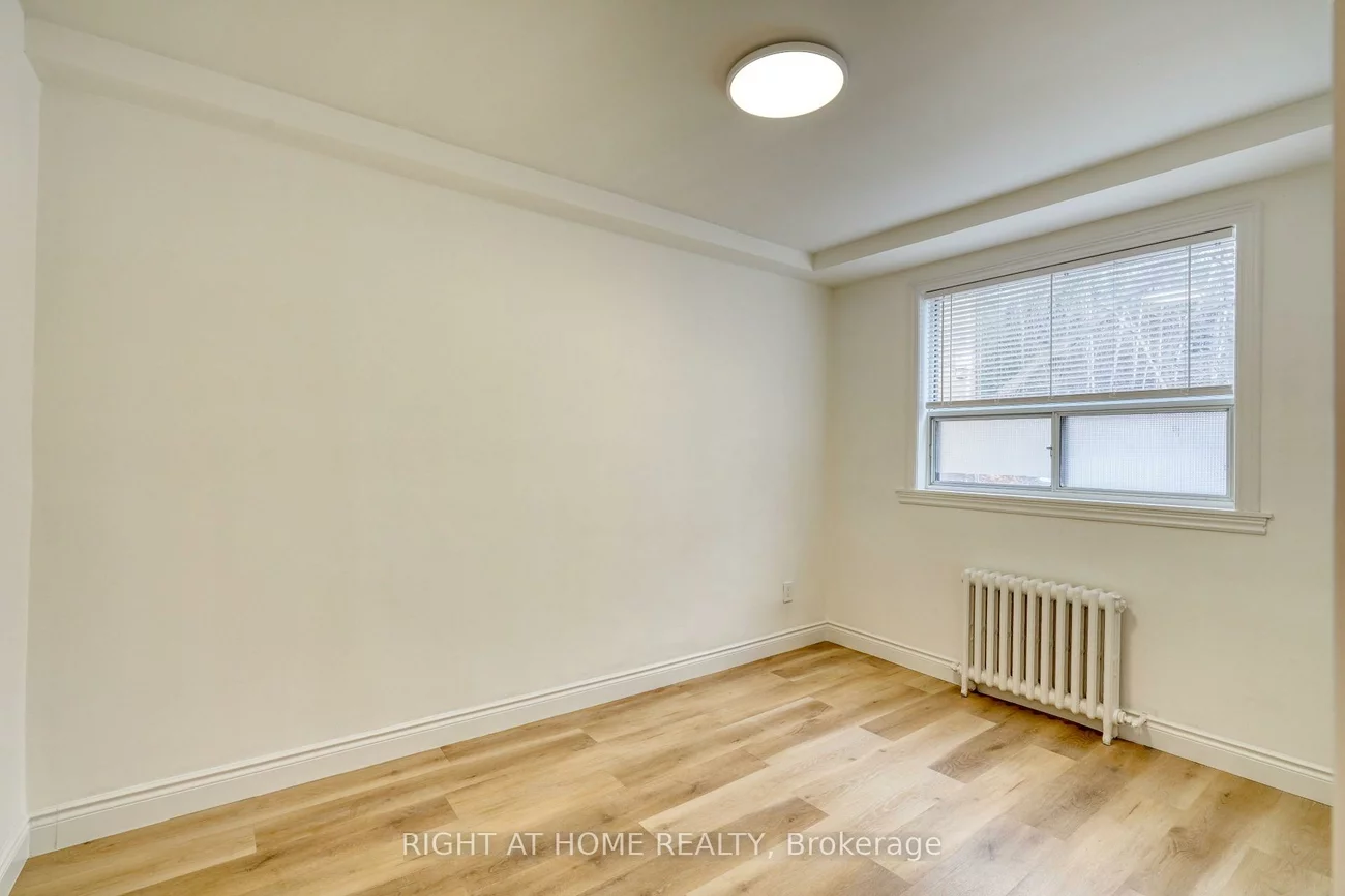 101, Sixteenth, New Toronto, Toronto