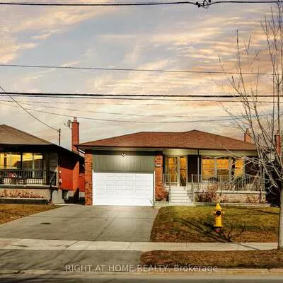 234, Maple Leaf, Rustic, Toronto