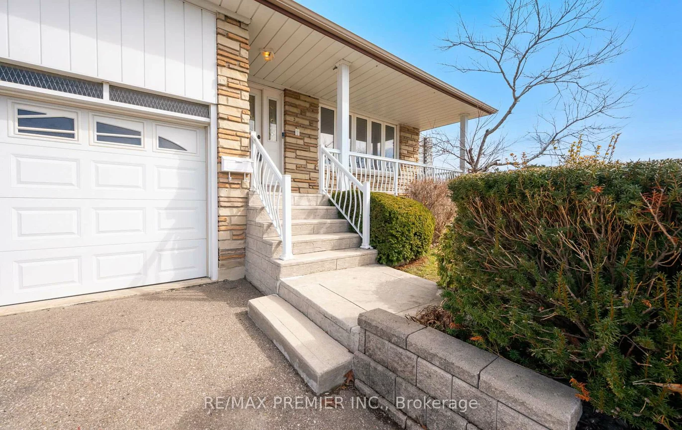 3, Mayberry, Glenfield-Jane Heights, Toronto