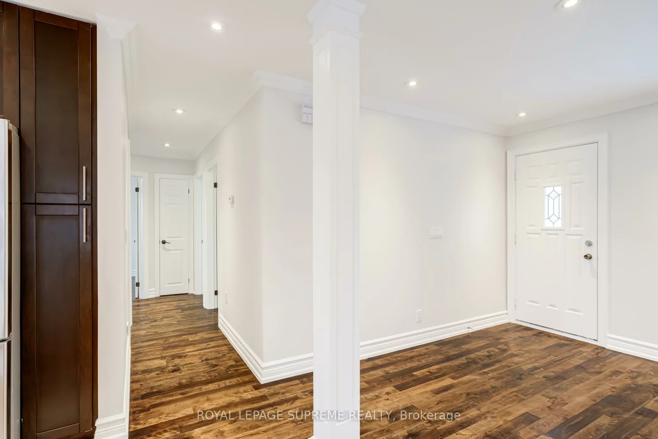 18, Fairweather, Brookhaven-Amesbury, Toronto