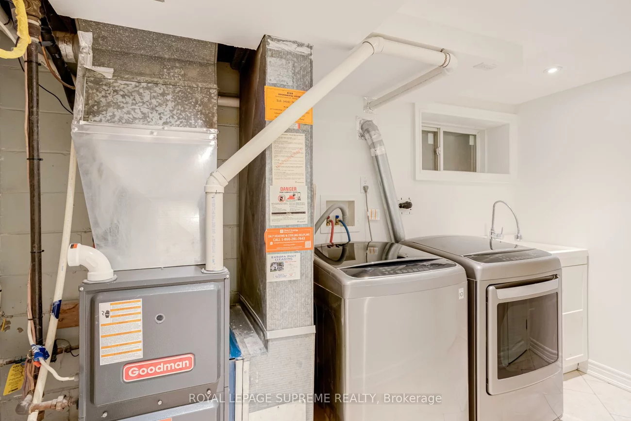 18, Fairweather, Brookhaven-Amesbury, Toronto