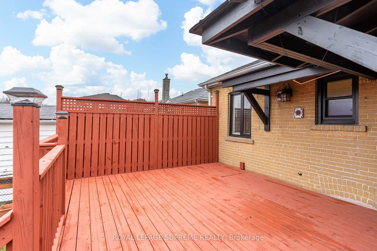 18, Fairweather, Brookhaven-Amesbury, Toronto