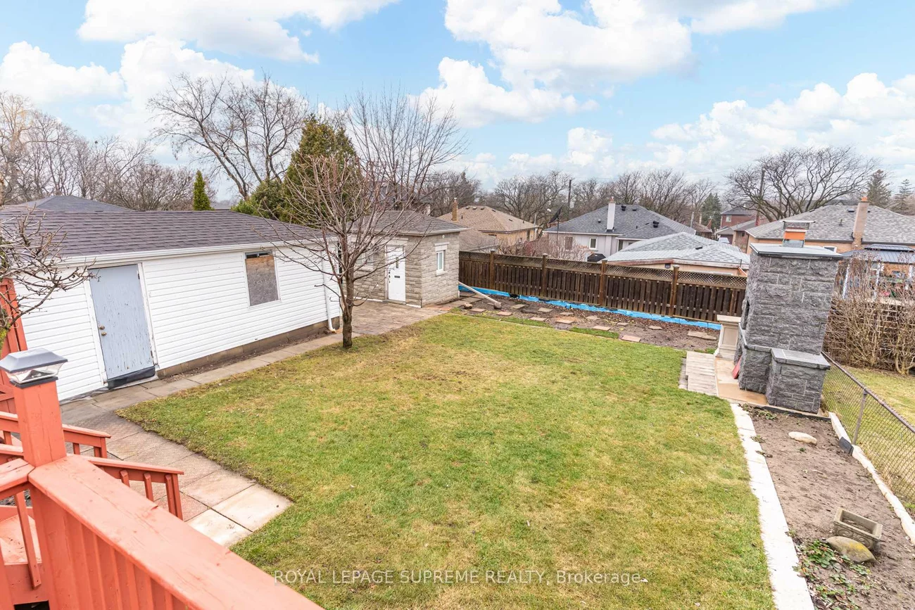 18, Fairweather, Brookhaven-Amesbury, Toronto