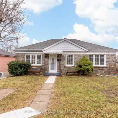 18, Fairweather, Brookhaven-Amesbury, Toronto