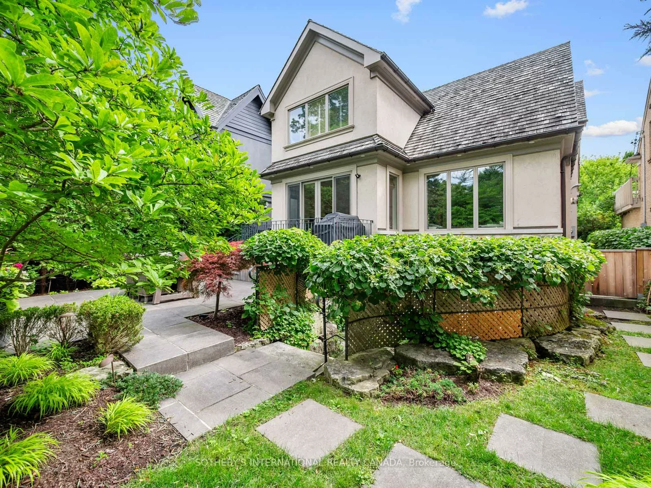 85, Strath, Kingsway South, Toronto